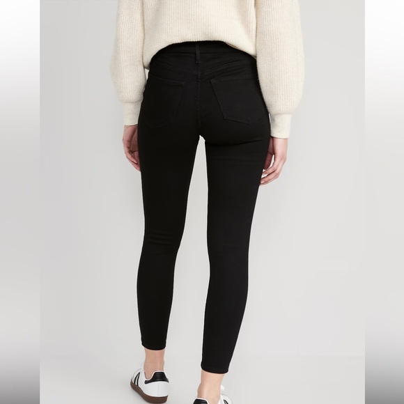 Old Navy High Rise Rockstar Super Skinny Jeans - Picture 2 of 4